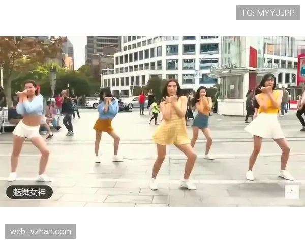 吴艳妮赛场像动作戏女主,街头却像随便逛超市的邻家大姐——这反差太上头 吴艳妮赛场像动作戏女主,街头却像随便逛超市的邻家大姐——这反差太上头